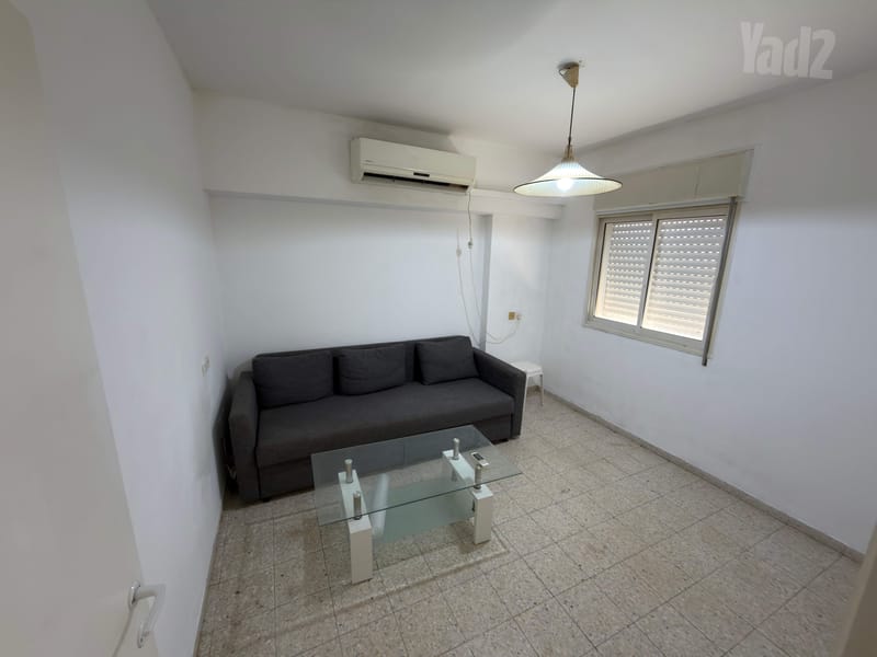 תמונה מיד2 – 2 חדרים • 2,200 ₪, ארלוזורוב 47, הדר עליון, חיפה (1)