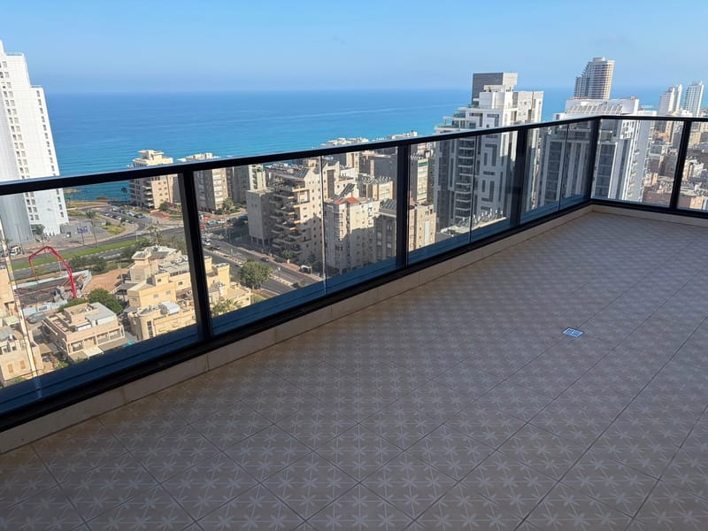 תמונה מפייסבוק – 5 חדרים • 9,500 ₪, עיר ימים, נתניה (1)