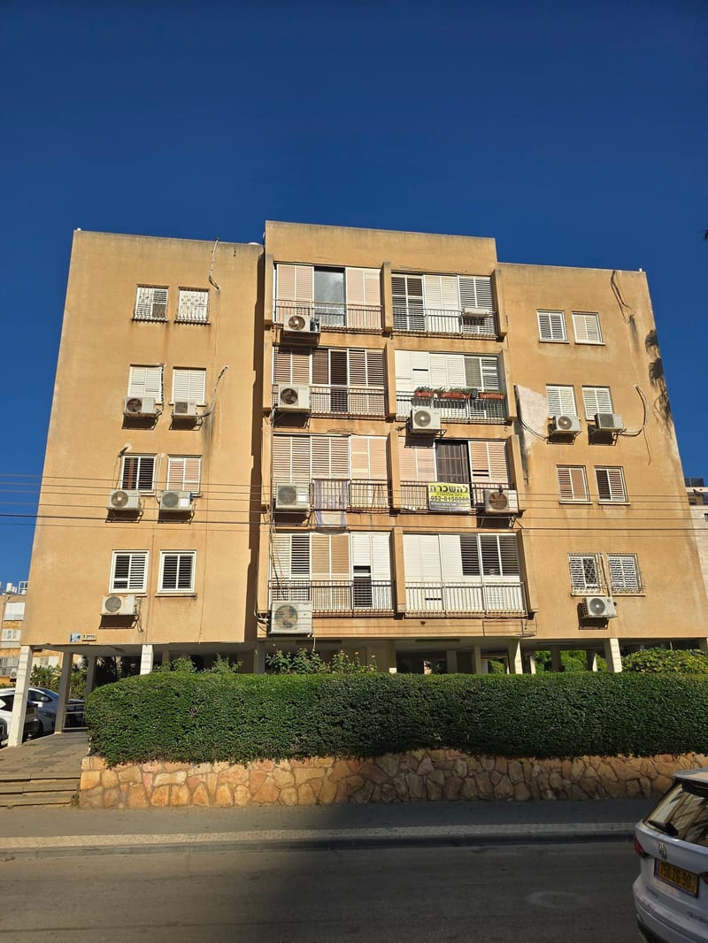 Photo from Facebook – 3.5 Rooms • ₪3,500, נורוק, City Center Northwest, Netanya