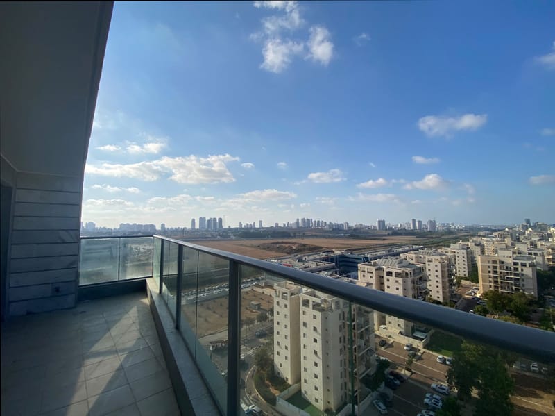 תמונה מפייסבוק – 5 חדרים • 7,800 ₪, קרית השרון, נתניה (1)