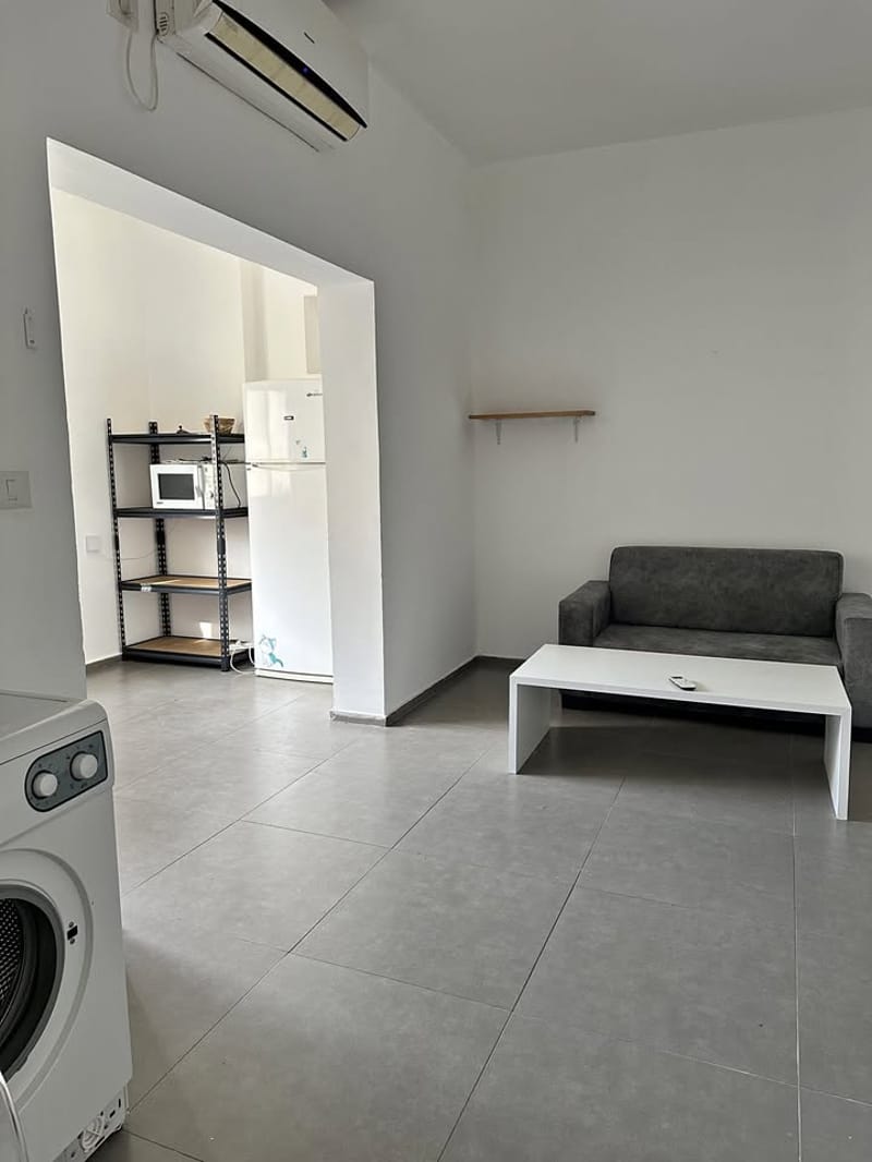 Photo from Facebook – 2 Rooms • ₪2,500, Hadar Center, Haifa (1)