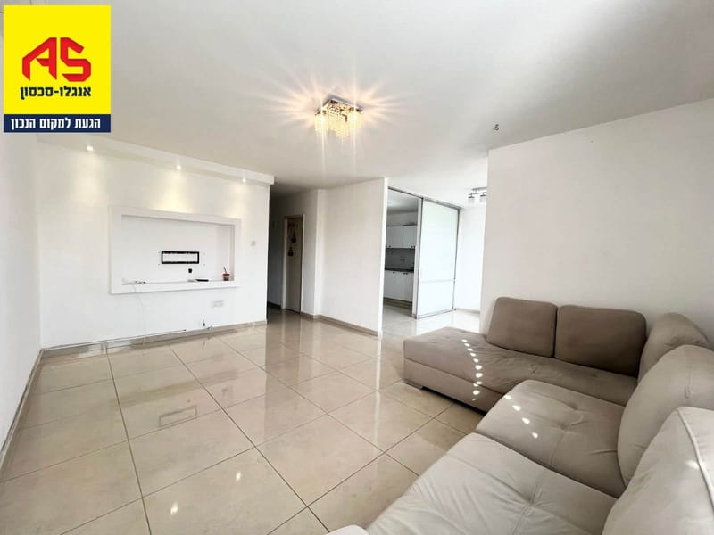 תמונה מפייסבוק – 4 חדרים • 4,500 ₪, בן צבי, נאות שקד, נתניה (1)