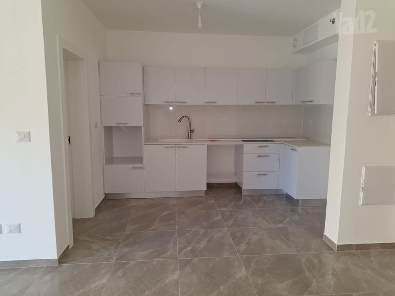 תמונה מיד2 – 3 חדרים • 8,000 ₪, שדרות הרצל 61, בית הכרם, ירושלים (1)
