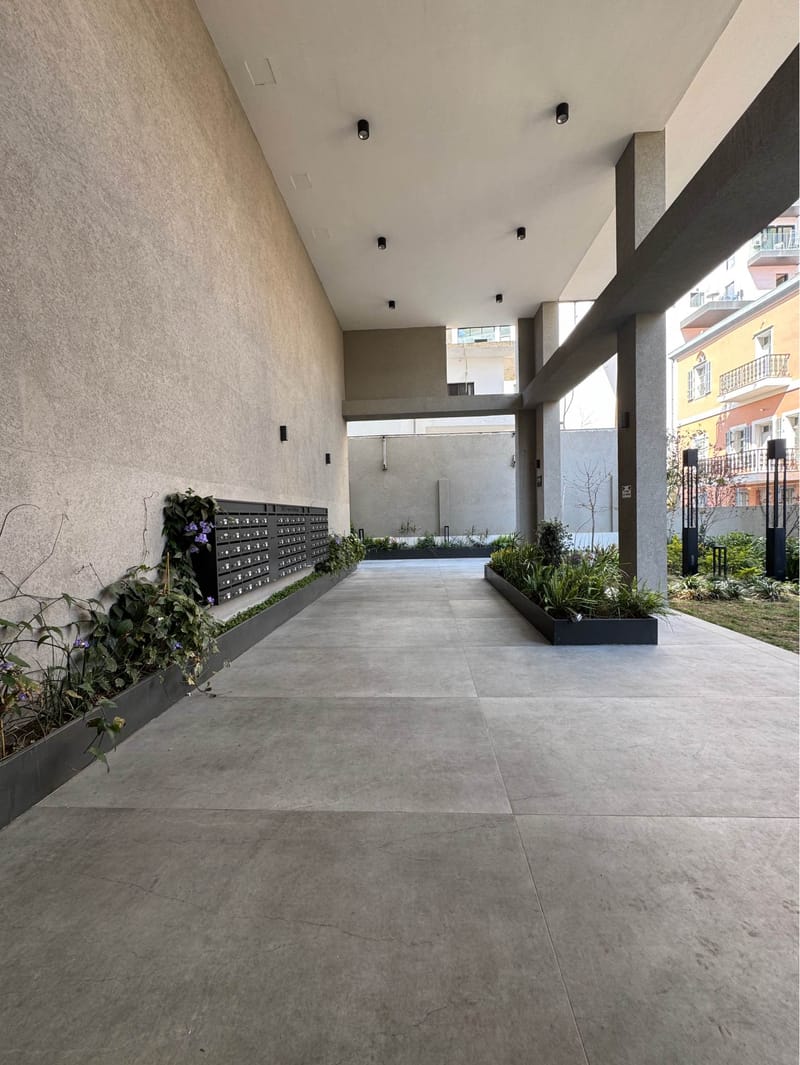 2 Rooms • ₪7,200 - Image 1