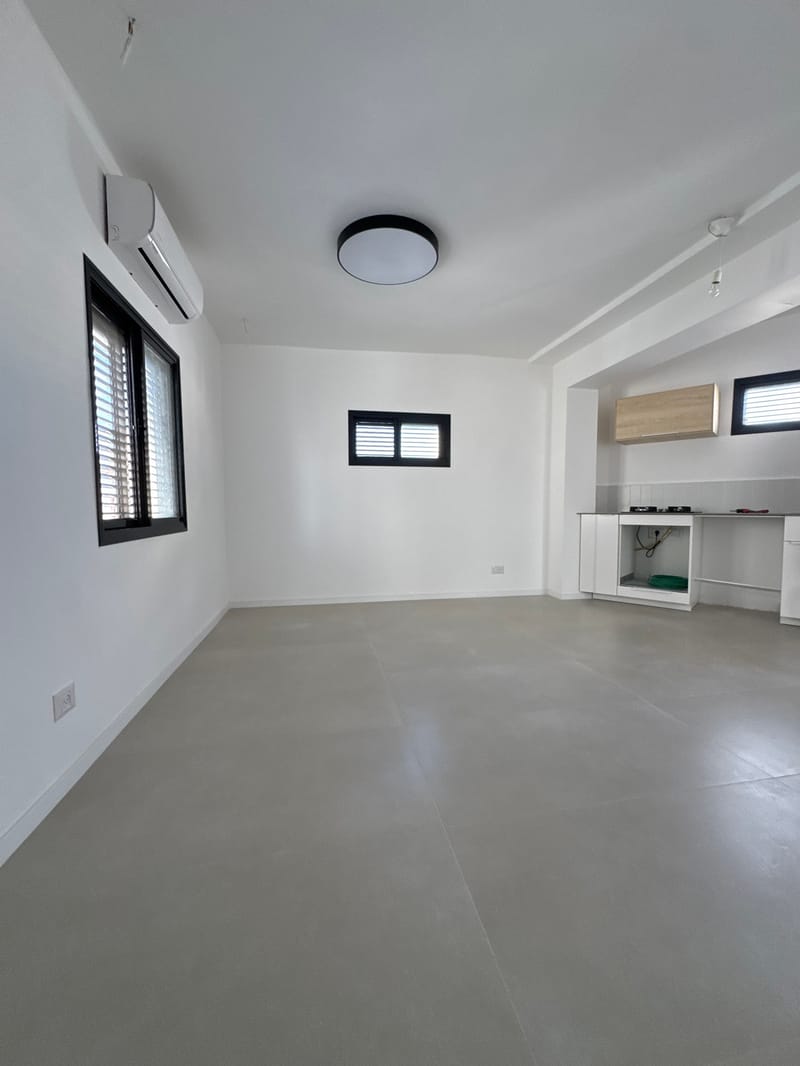 2 Комнаты • 8,500 ₪ - Image 1