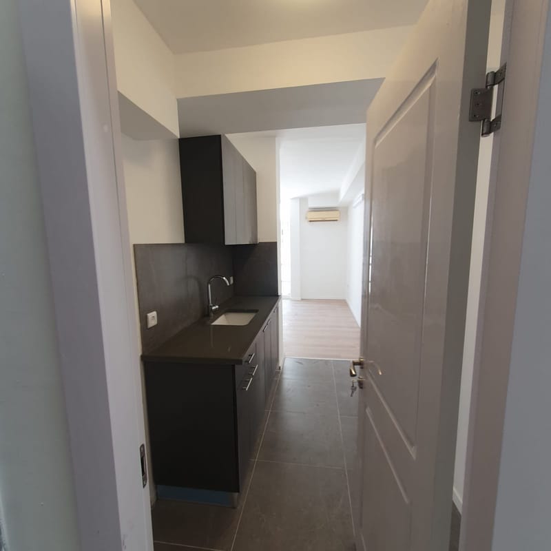 סטודיו • 4,400 ₪ - Image 1