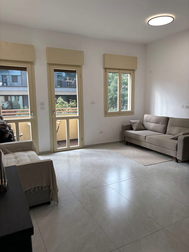 2 Rooms • ₪8,200 - Image 2