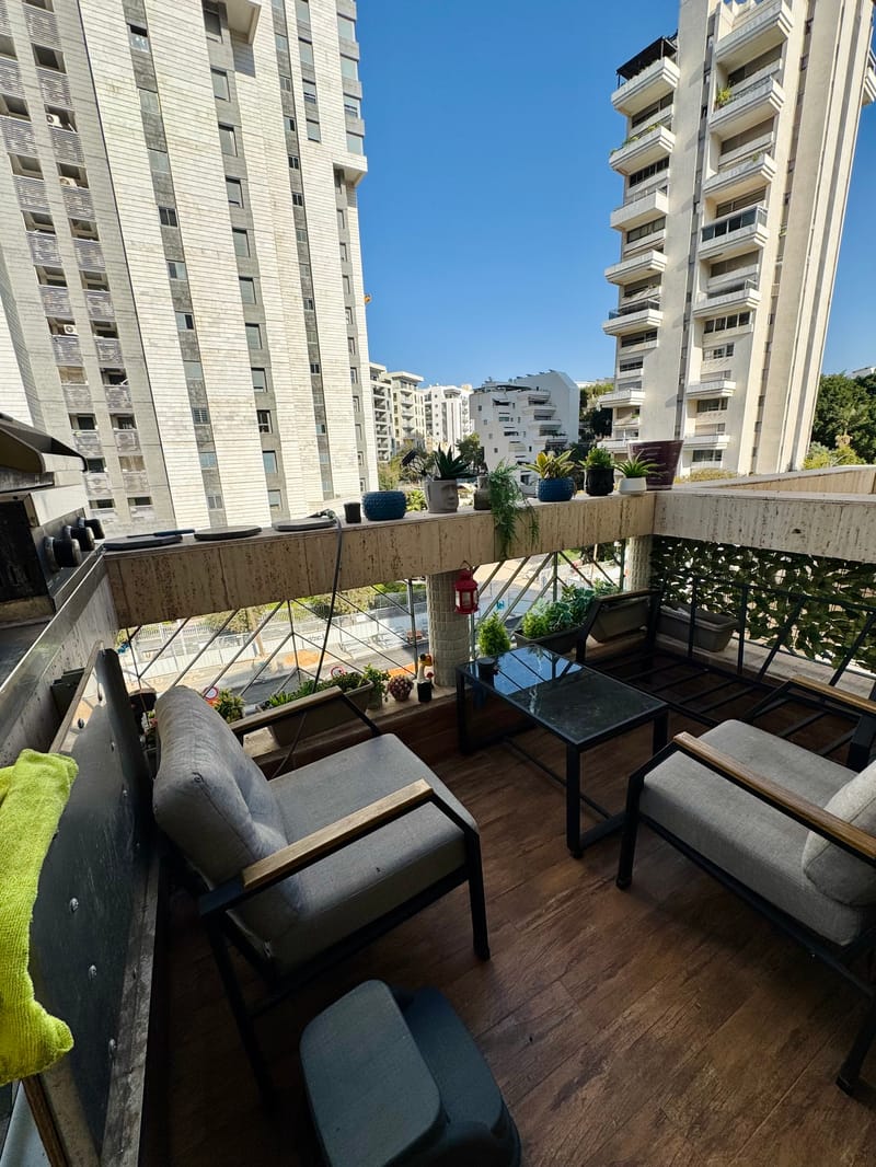5 Rooms • ₪14,000 - Image 2