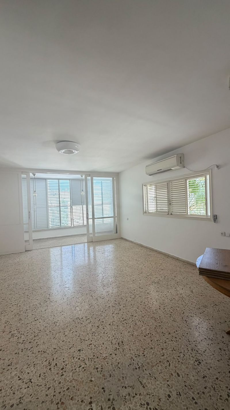 תמונה מפייסבוק – 4 חדרים • 11,500 ₪, ליד חוף גורדון, הצפון הישן - החלק הדרומי, תל אביב (1)
