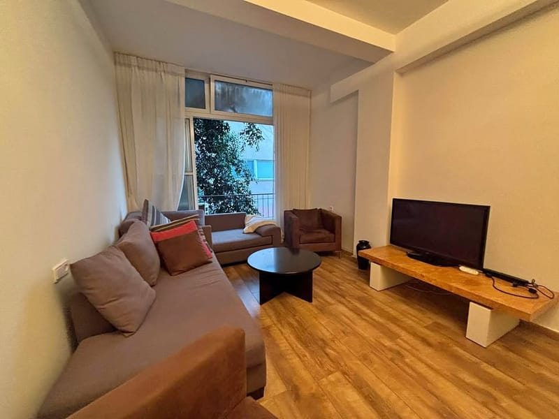 תמונה מפייסבוק – 2.5 חדרים • 9,400 ₪, הירשנברג, הצפון הישן - החלק הדרומי, תל אביב (1)