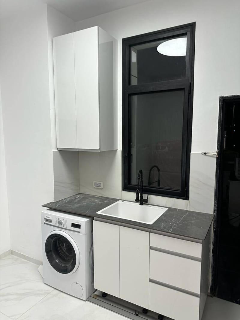 Photo from Facebook – Room and a half • ₪4,000, Nahalat Yehuda, Rishon LeZion (1)