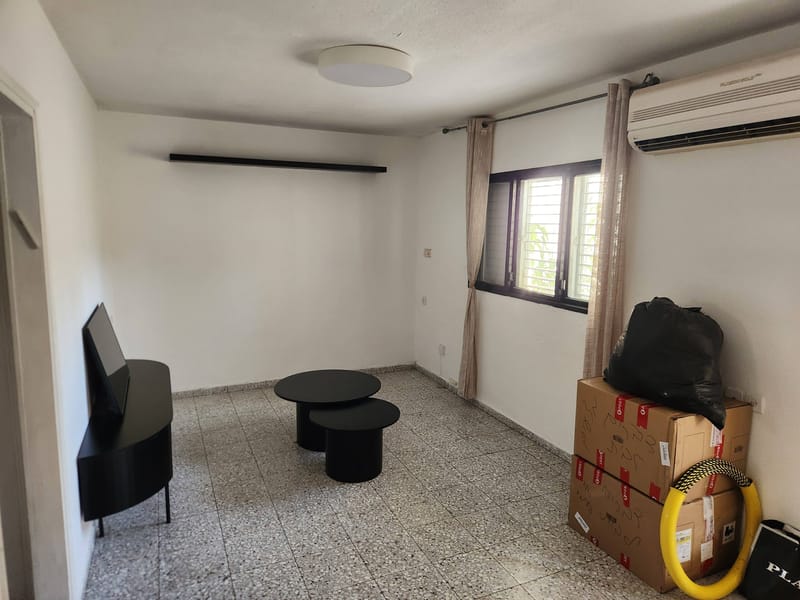 Фото с Facebook – 3 Комнаты • 4,200 ₪, השלושה 23, Ткума, Петах-Тиква (1)