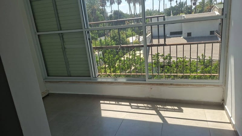תמונה מפייסבוק – 3 חדרים • 6,200 ₪, רמת השרון (1)
