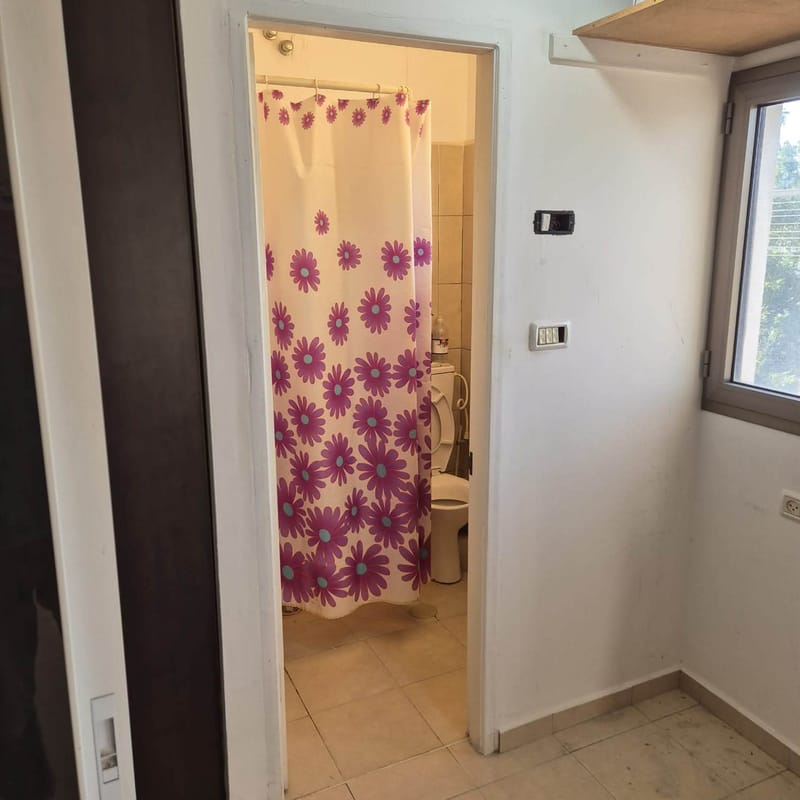 Photo from Facebook – 2 Rooms • ₪3,900, Sha'arayim, Rehovot (1)