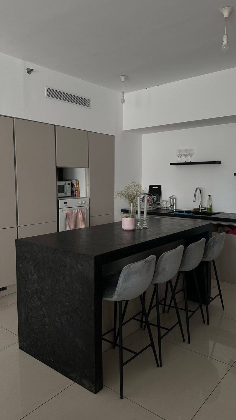 4 Rooms with roommates • ₪3,700 - Image 1