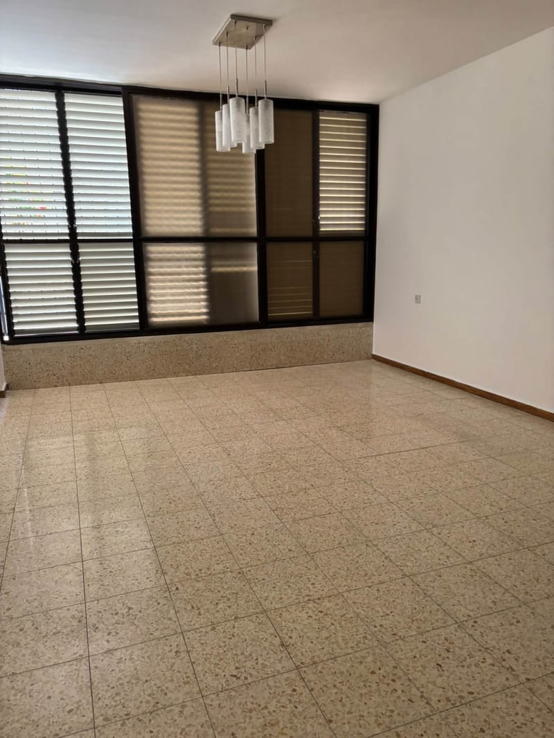 Photo from Facebook – 3 Rooms • ₪5,500, Kfar Ganim Bet, Petah Tikva (1)