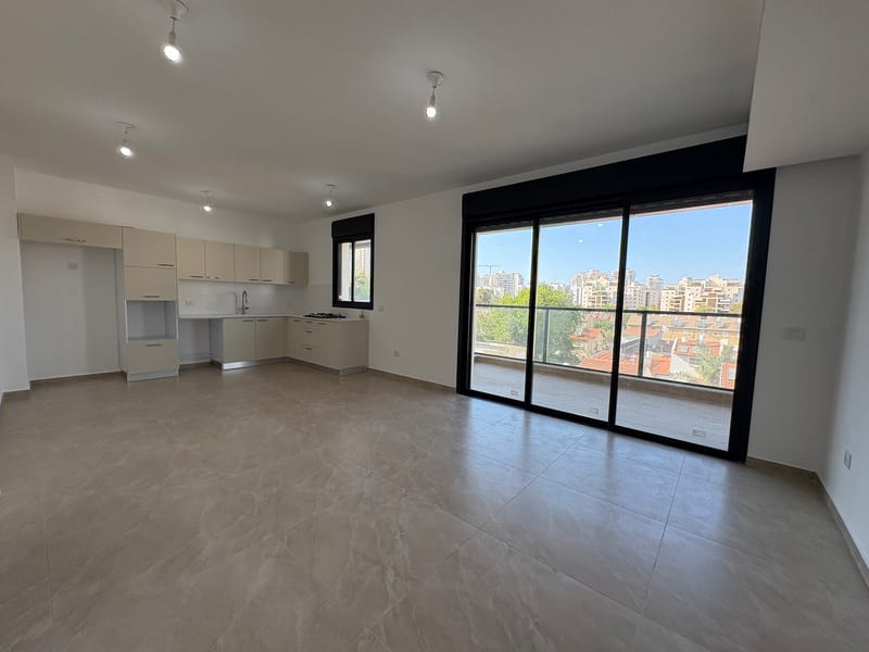 Photo from Facebook – 4 Rooms • ₪7,950, מ"ג, Ramat Verber, Petah Tikva (1)