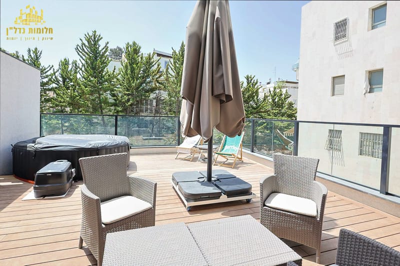 Photo from Facebook – 3 Rooms • ₪3,320,000, ביאליק, Alon, Ramat HaSharon (1)
