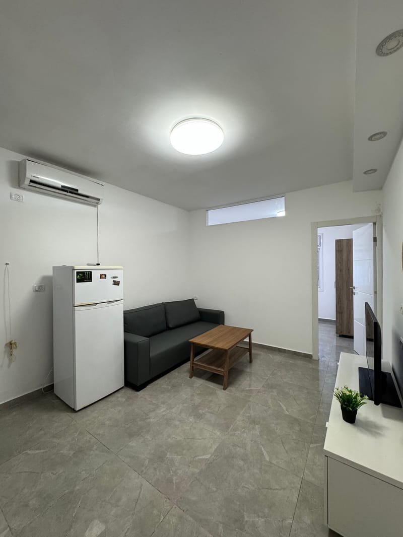 תמונה מפייסבוק – 2 חדרים • 2,300 ₪, חשמל 12, נווה פז, חיפה (1)