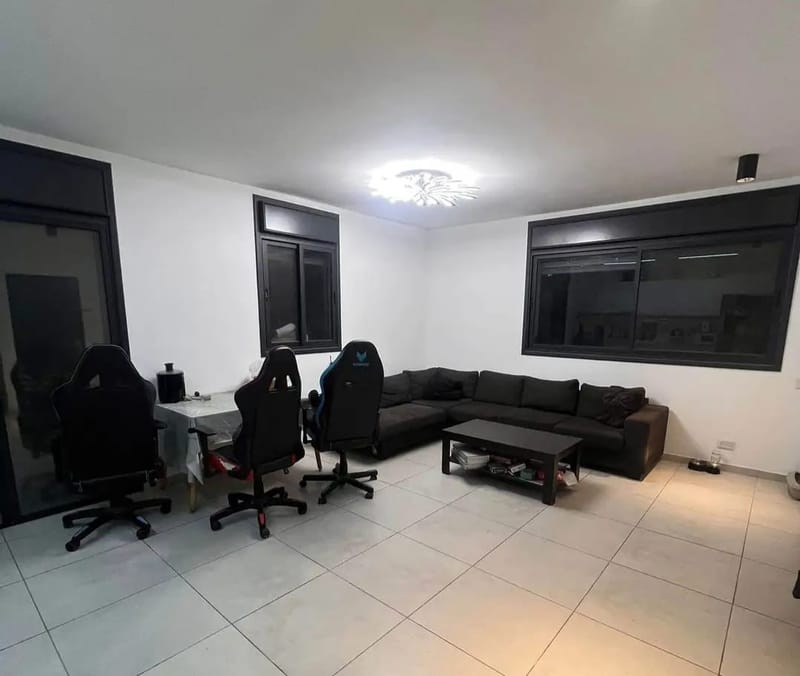 Студия • 2,400 ₪ - Image 1