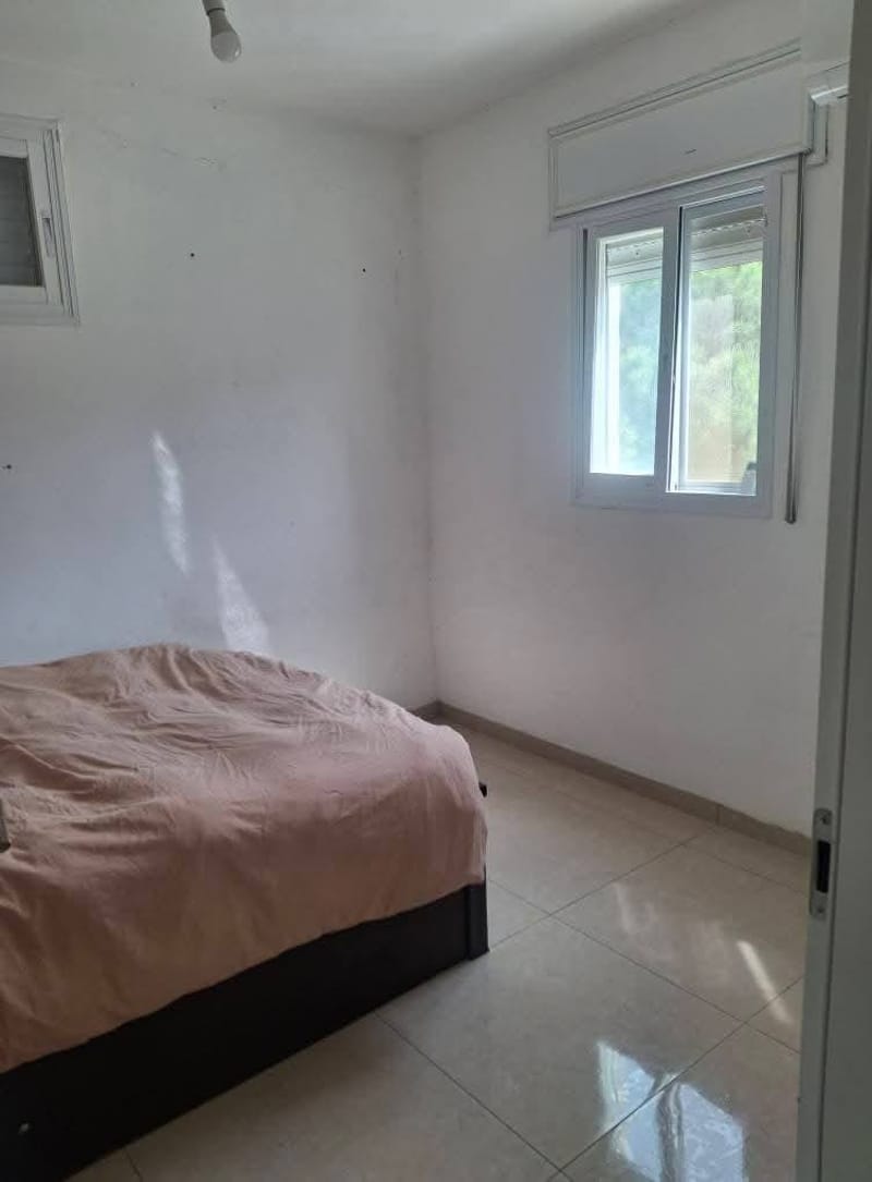 תמונה מפייסבוק – חדר בדירת שותפים • 1,350 ₪, רמת אלון, חיפה (1)