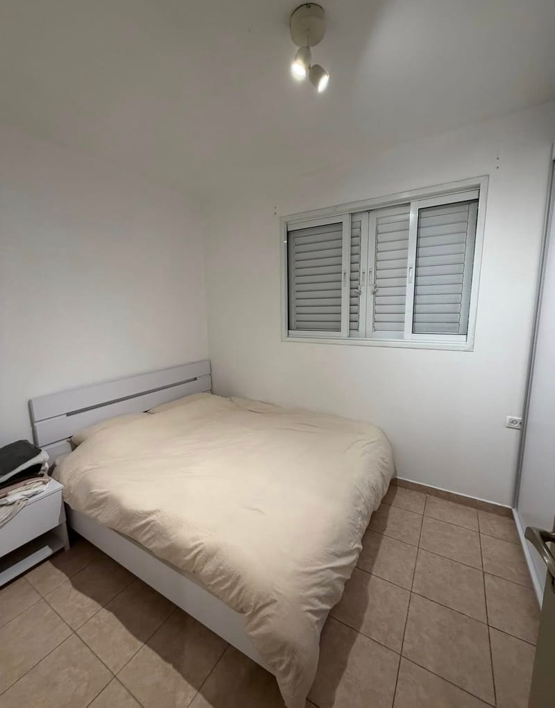 2 חדרים עם שותפים • 4,000 ₪ - Image 2