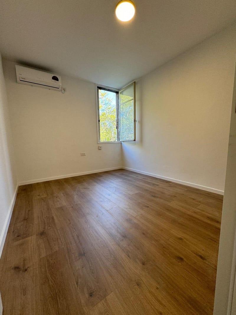 4 Rooms • ₪6,600 - Image 3