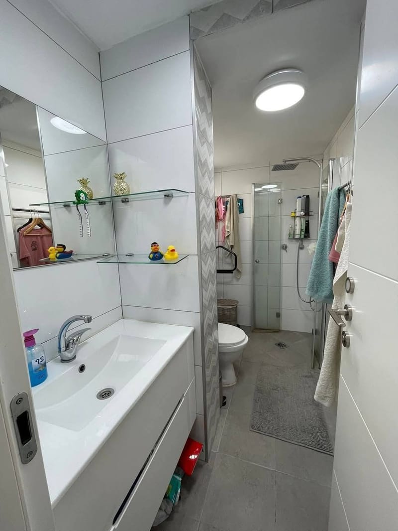 3 חדרים עם שותפים • 4,000 ₪ - Image 5