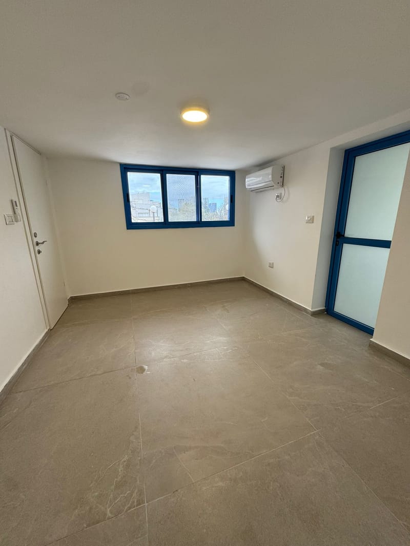 2 Rooms • ₪5,900 - Image 4