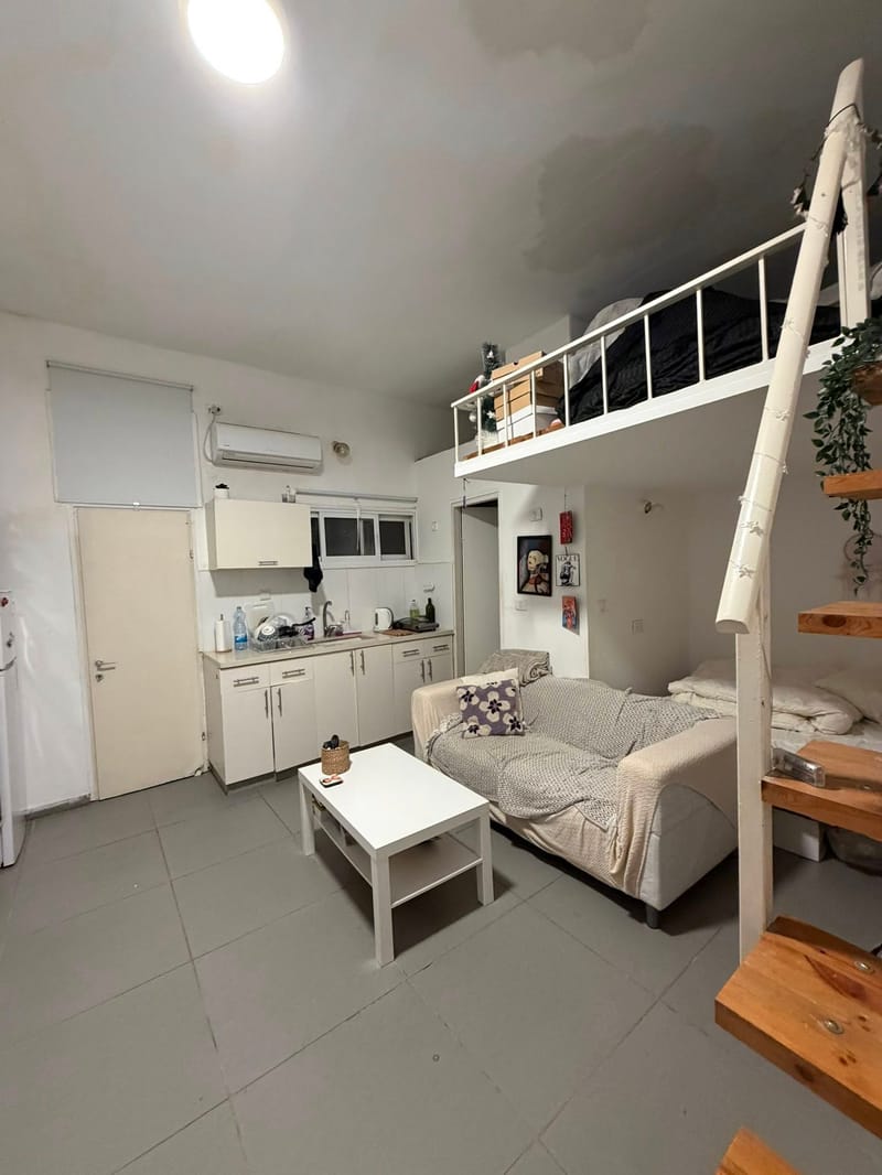 סטודיו • 4,300 ₪ - Image 1