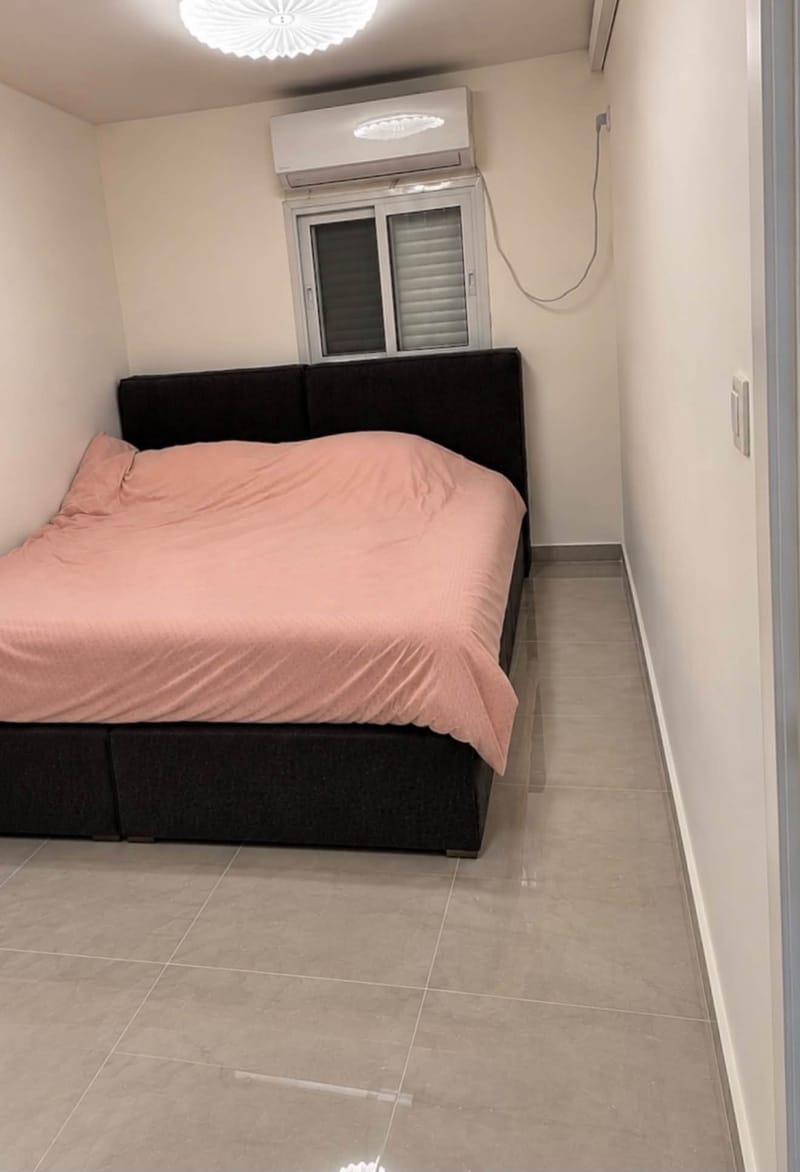 תמונה מפייסבוק – 2 חדרים • 5,500 ₪, רביבים, נווה עמל, הרצליה (1)