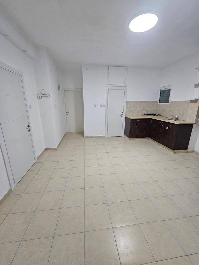 תמונה מפייסבוק – 2 חדרים • 3,350 ₪, 'שכונה א, רחובות (1)