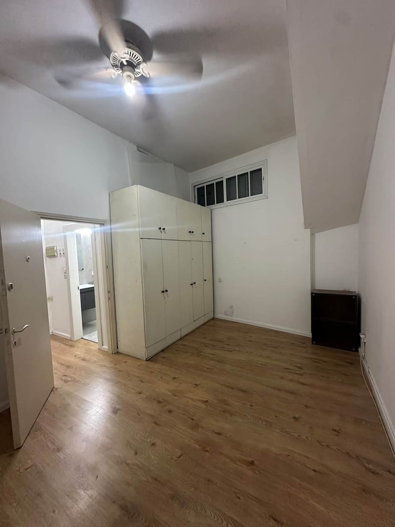 Photo from Facebook – 2 Rooms • ₪4,000, Shchuna Alef, Rehovot (1)