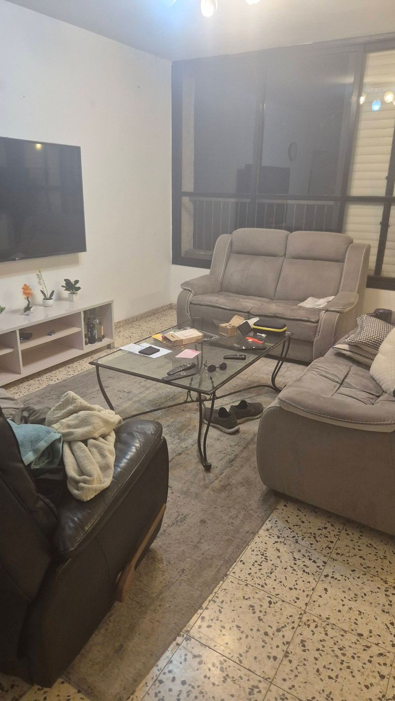 תמונה מפייסבוק – 4 חדרים • 6,100 ₪, תל חי, מרכז, כפר סבא (1)