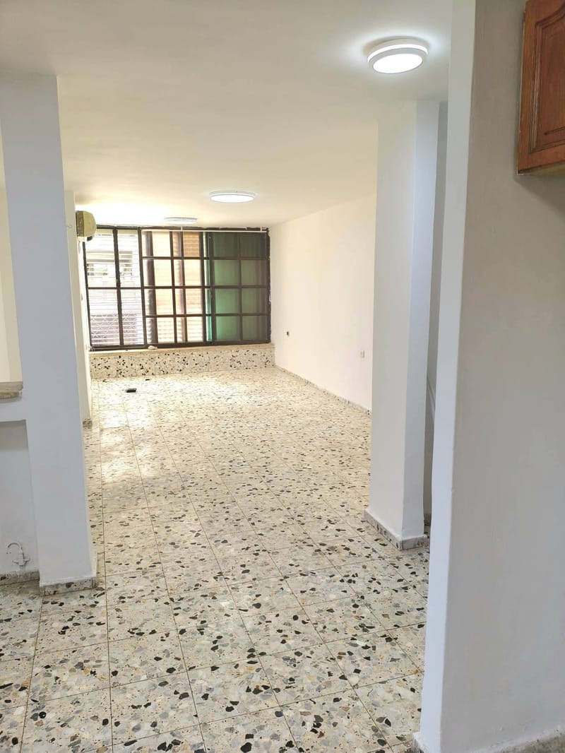 תמונה מפייסבוק – 4 חדרים • 6,700 ₪, העלומים, גן רש"ל, הרצליה (1)