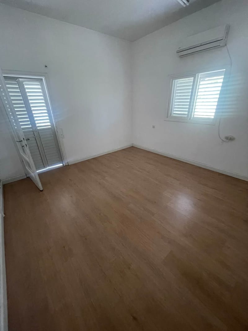 תמונה מפייסבוק – חדר בדירת שותפים • 3,500 ₪, נאות אפקה ב', תל אביב (1)