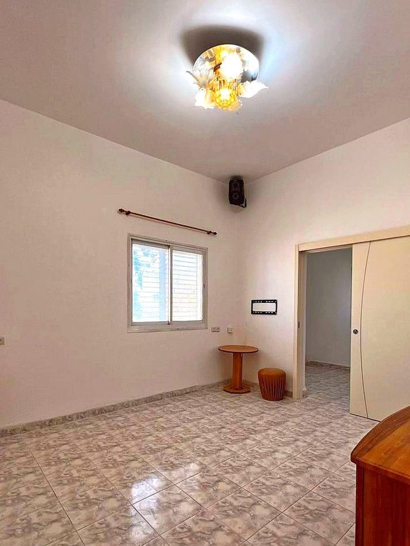 תמונה מפייסבוק – 2.5 חדרים • 2,800 ₪, העמק 9, נווה שאנן, חיפה (1)