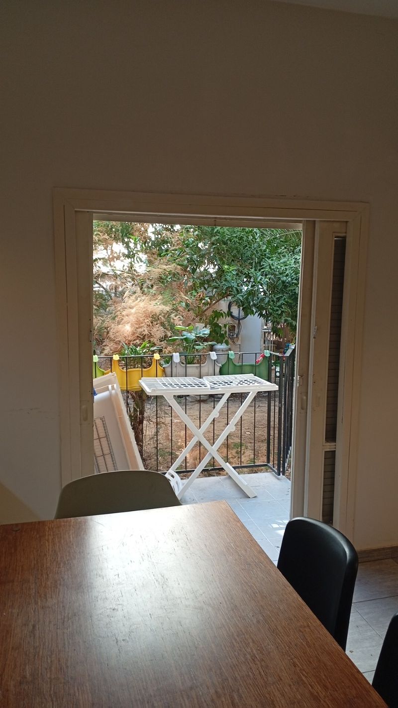 Photo from Facebook – 4 Rooms with roommates • ₪4,300, עמנואל הרומי, Old North - Northern Part, Tel Aviv (1)