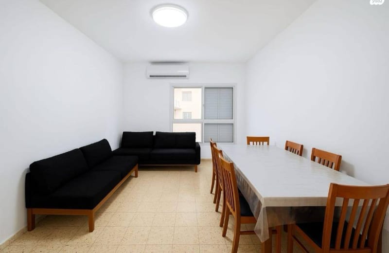 תמונה מפייסבוק – 4.5 חדרים • 2,290,000 ₪, מנחם בגין 73, הדר גנים, פתח תקווה (1)
