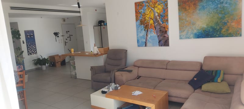 תמונה מפייסבוק – 5 חדרים • 9,490 ₪, עזר ויצמן, מתחם 1200, הוד השרון (1)
