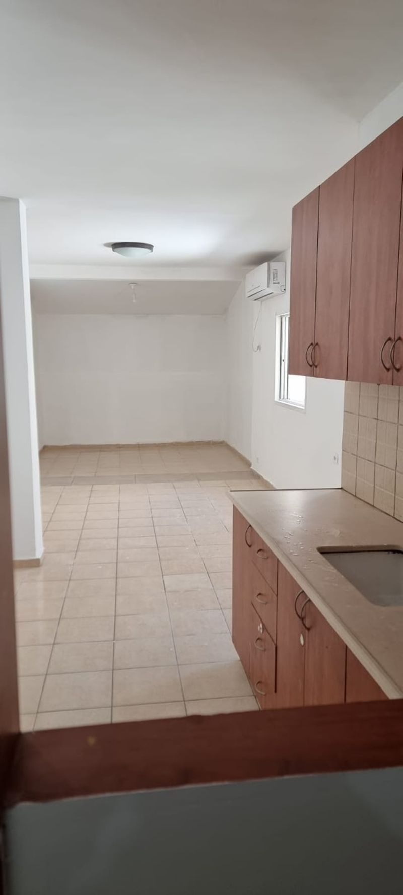 Фото с Facebook – 4 Комнаты • 5,900 ₪, ха-Парк, Кфар-Сава (1)