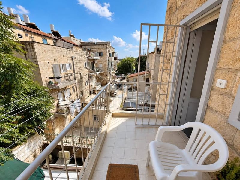 תמונה מפייסבוק – 2 חדרים • 4,800 ₪, נחלאות, שערי חסד, ירושלים (1)