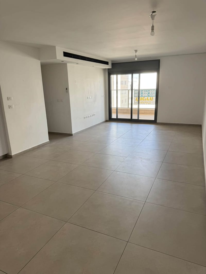 Фото с Facebook – 6 Комнаты • 4,900 ₪, נחל פרת, ха-Парк, Беэр-Шева (1)