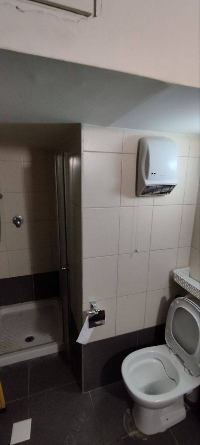 תמונה מפייסבוק – 2 חדרים • 2,200 ₪, ירושלים 20, הדר מרכז, חיפה (1)