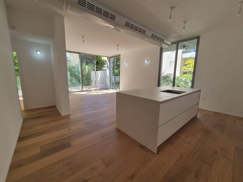 תמונה מפייסבוק – 4 חדרים • 6,400,000 ₪, אלון, רמת השרון (1)