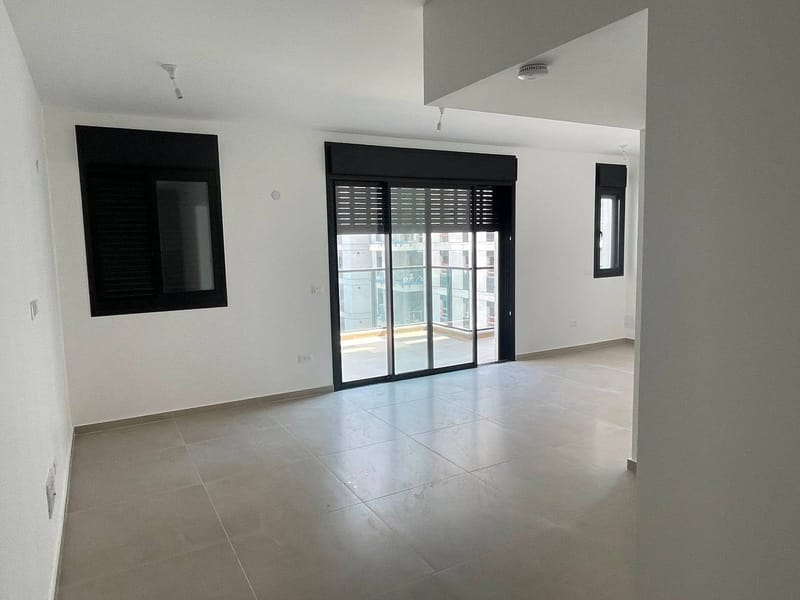 Photo from Facebook – 2 Rooms • ₪6,750, מבצע סיני, Ramat Yosef, Bat Yam (1)