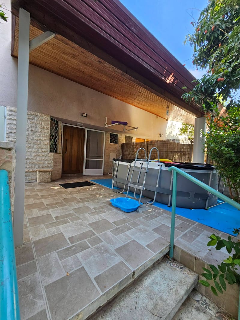 תמונה מפייסבוק – 6 חדרים • 3,700,000 ₪, הדרים, כפר סבא (1)