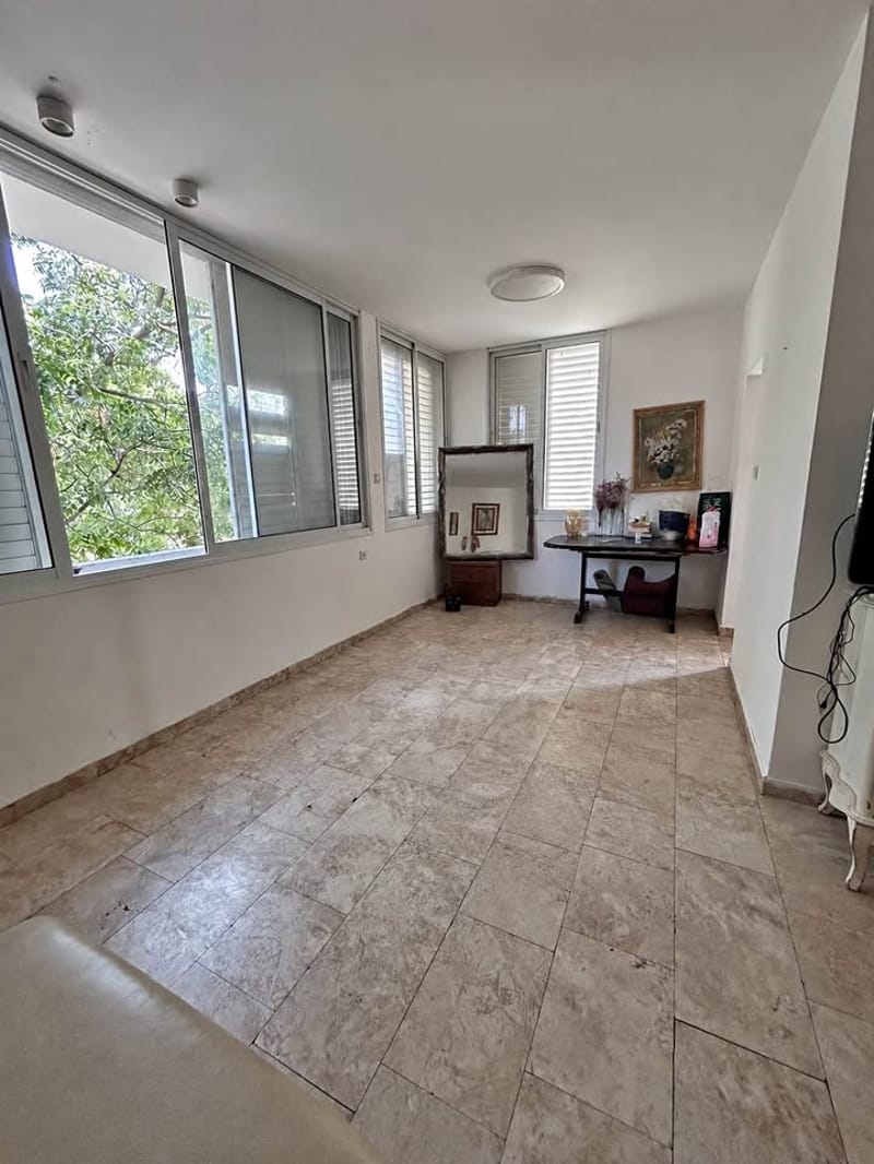 תמונה מפייסבוק – 5 חדרים • 8,800 ₪, שפירא, תל אביב (1)