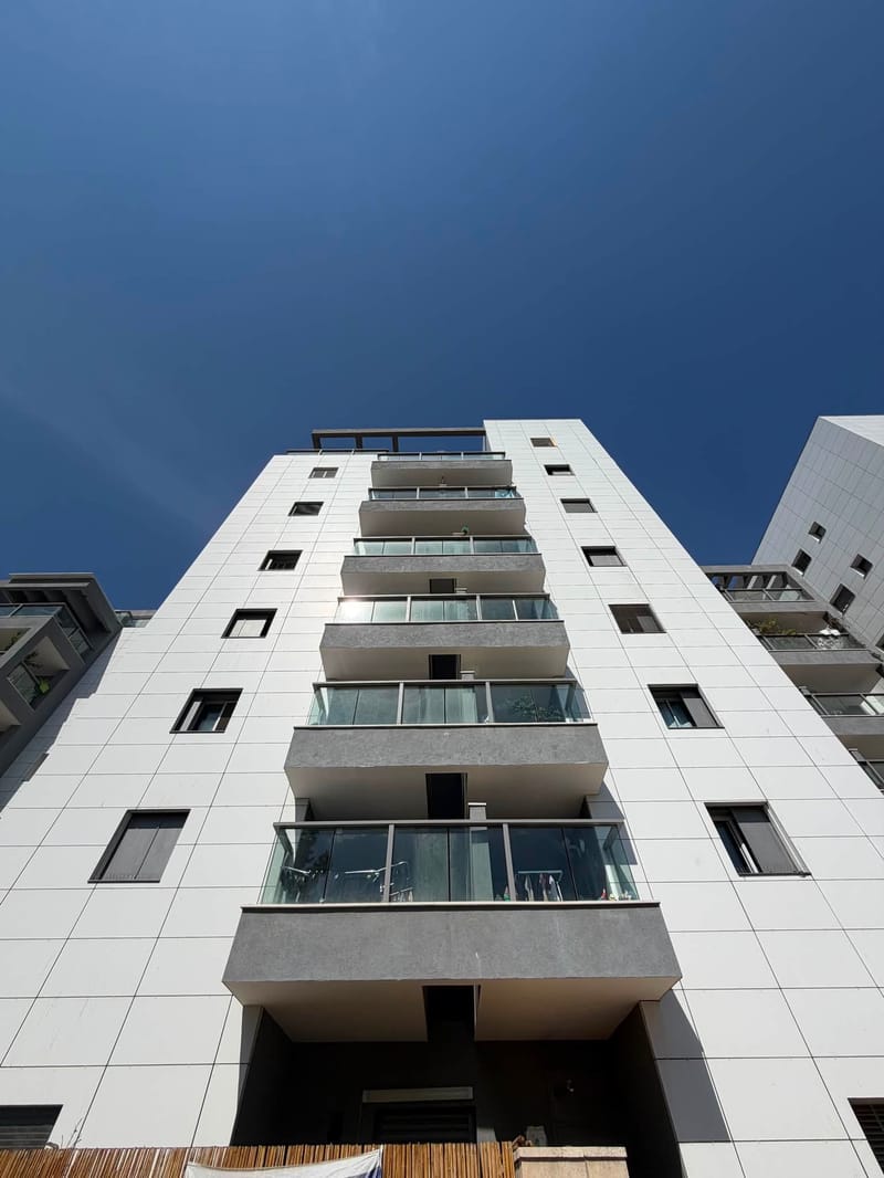 תמונה מפייסבוק – 4 חדרים • 2,375,000 ₪, השקמה, לסטר, רעננה (1)