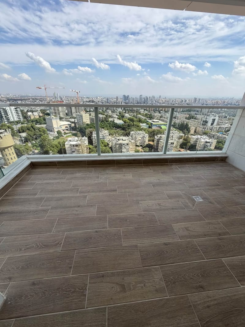 Photo from Facebook – 4.5 Rooms • ₪7,500, פרויקט THE FIVE, Nitzana, Bat Yam (1)